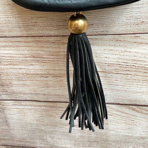 MARC BY MARC JACOBS BLACK LEATHER CROSSBODY - Picture 3 of 9